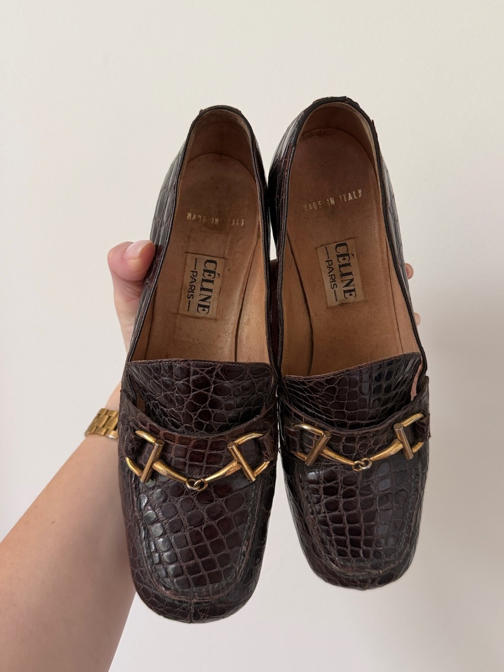 CÉLINE Brown Croc-Embossed Loafers with Gold Hardware